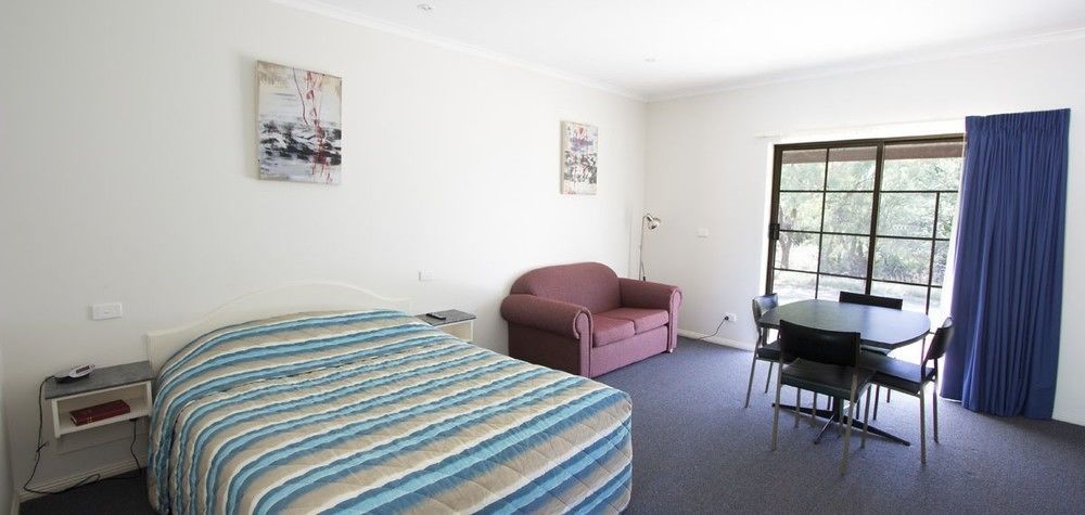 Tocumwal Golf Resort Exterior foto